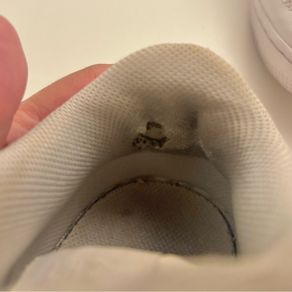 Nike Air Force 1 Youth Sneakers/Shoes White Size 7Y - Picture 9 of 10